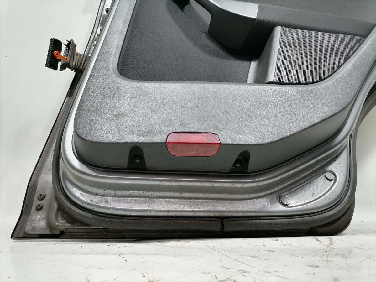 VW Golf Plus 2 original T&uuml;r hinten rechts LA7T United Grey Rohbau Bj.2009